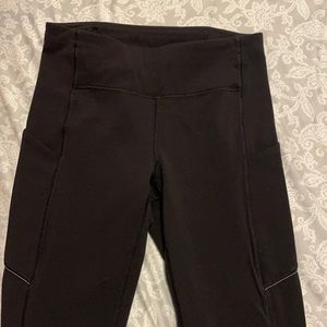Black Lululemonn Align with pockets leggings